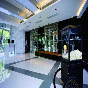 Popway Hotel 4*