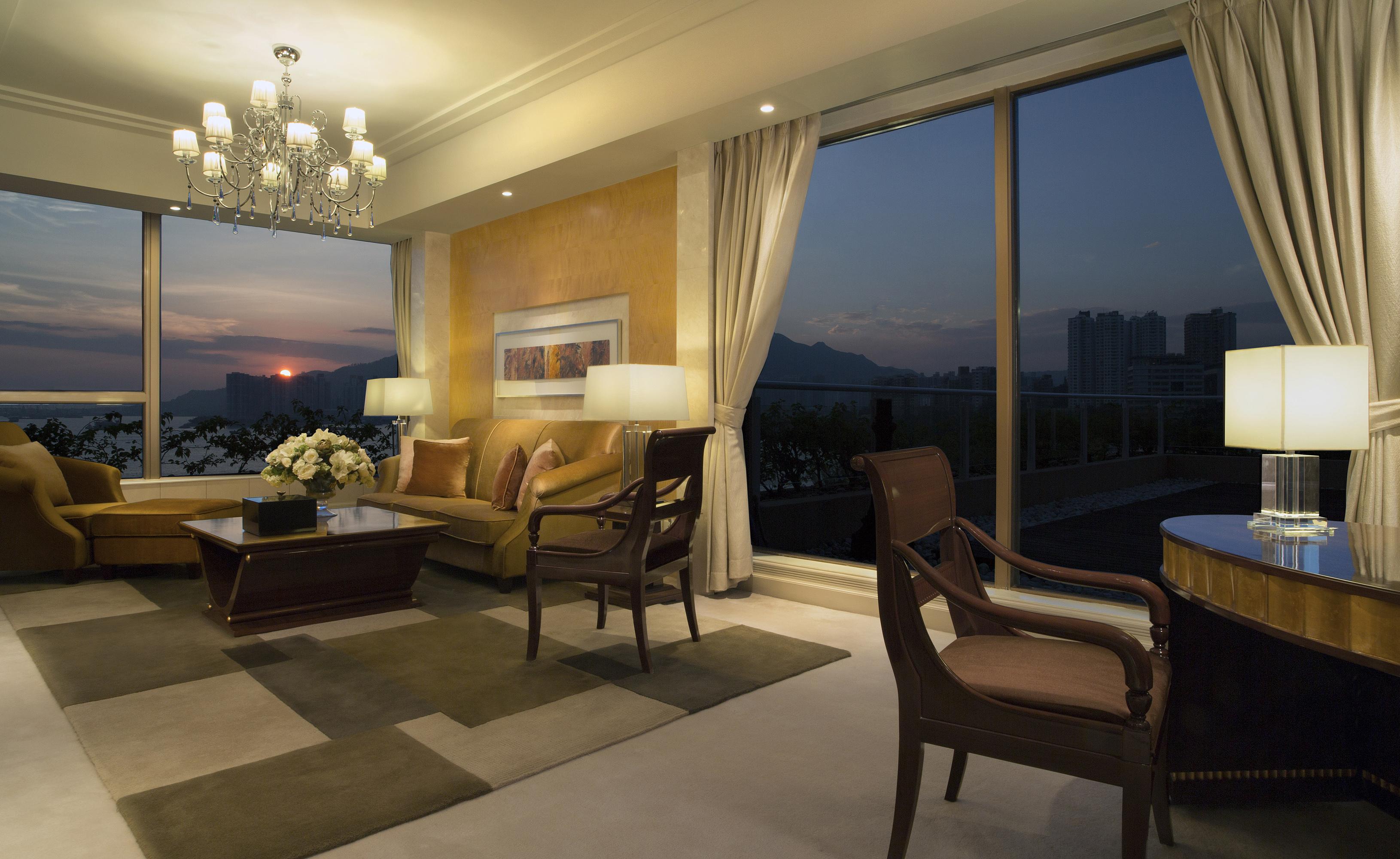 Gold Coast Hotel 5*