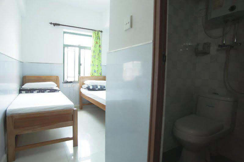 Dragon Hostel *