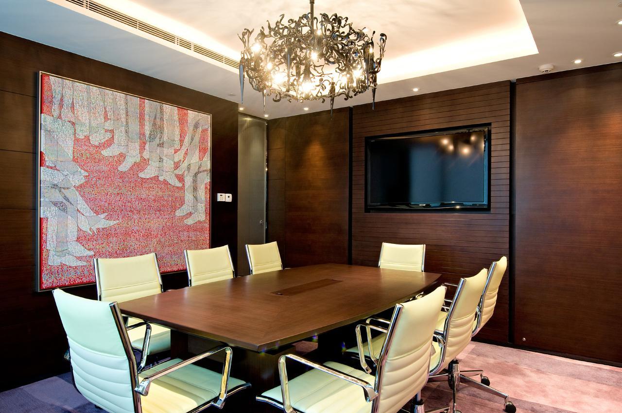 Aparthotel The Harbourview Place @ The Icc Megalopolis 5*
