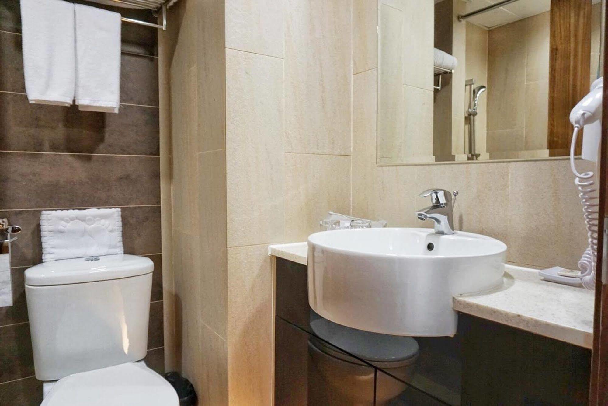 Hotel H1 3*