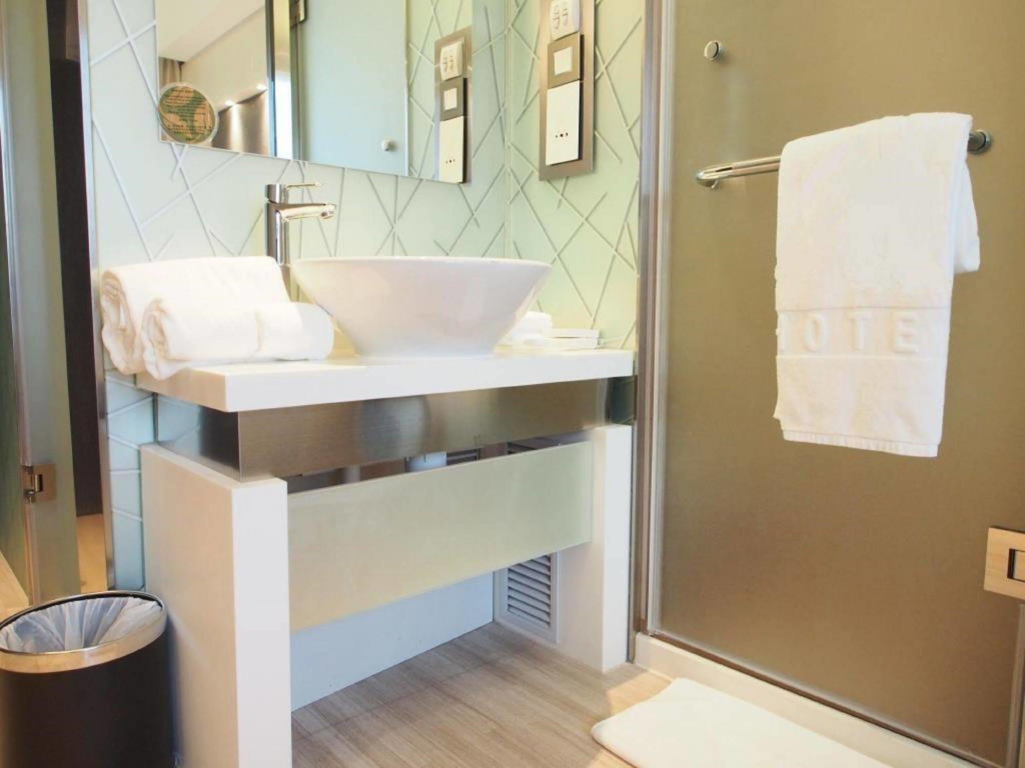 Hotel M1