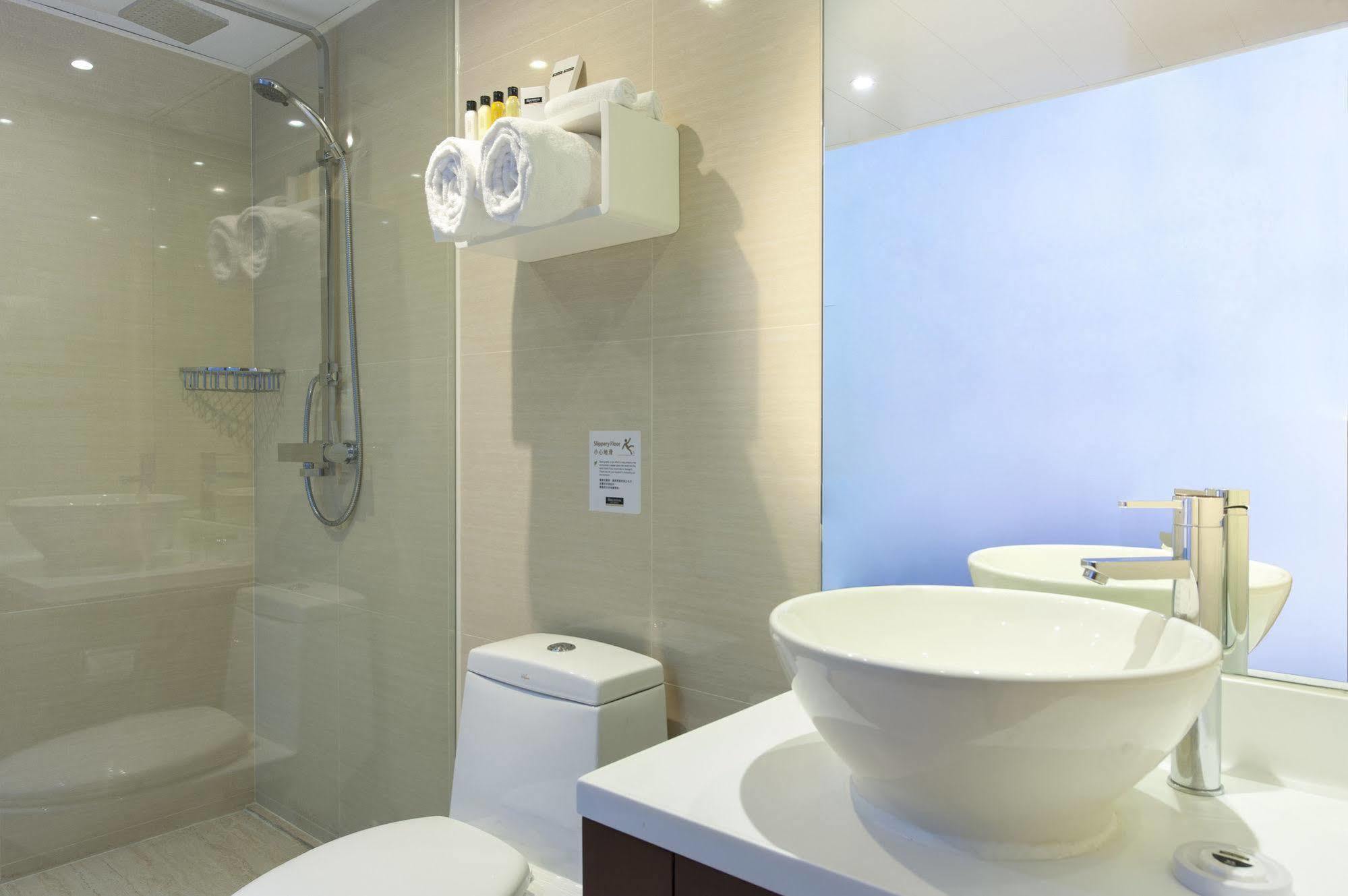 Hotel Brighton 4*