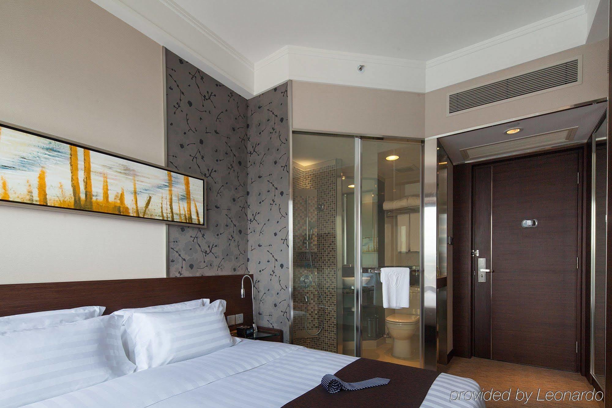 Rosedale Kowloon Hotel