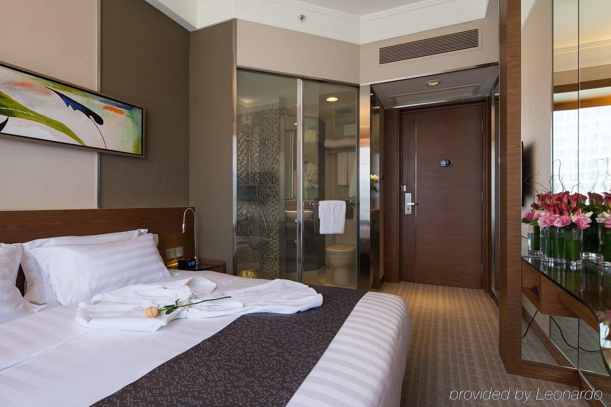 Rosedale Kowloon Hotel 4*