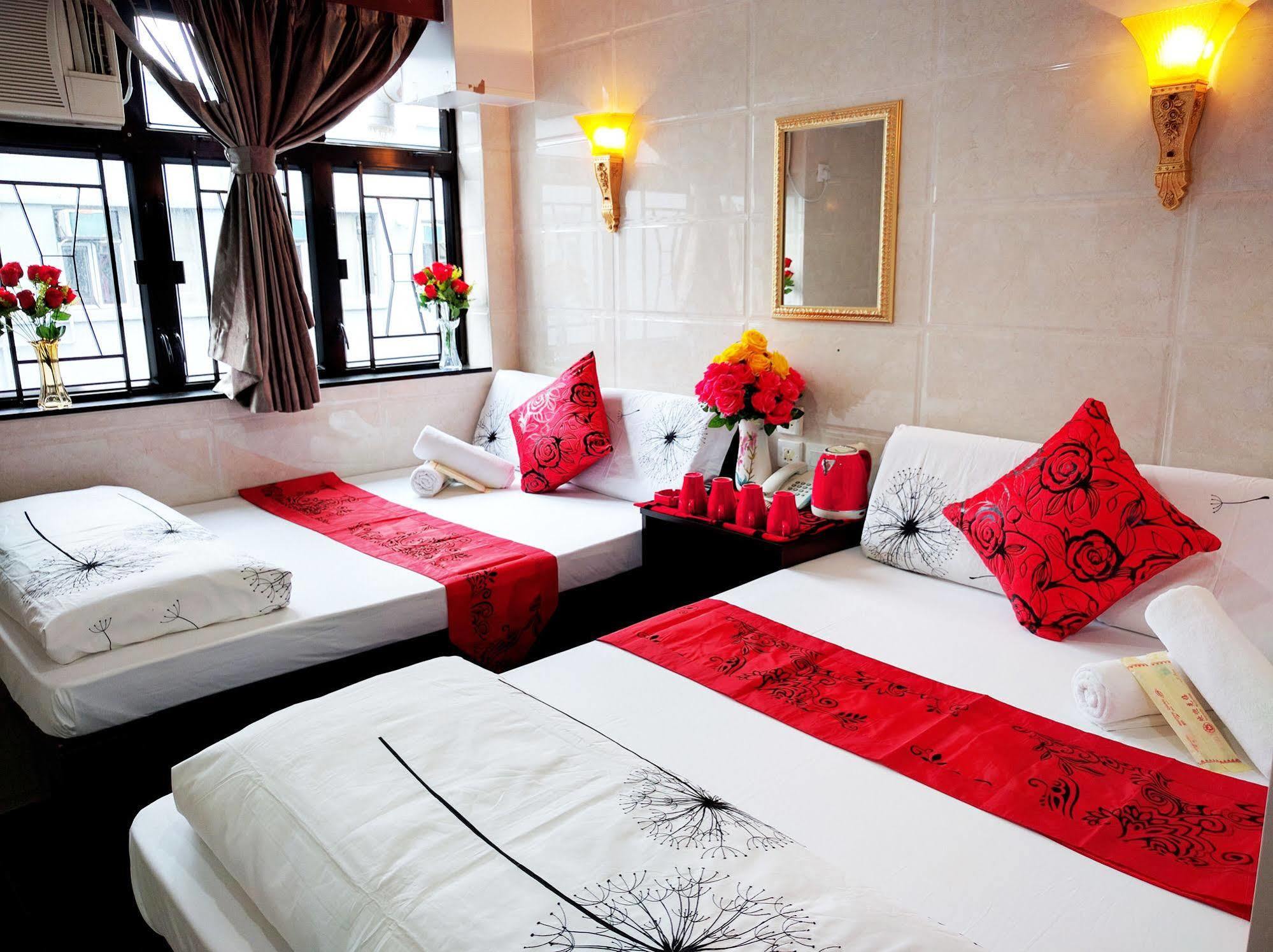 Days Block D Guest house Hong Kong
