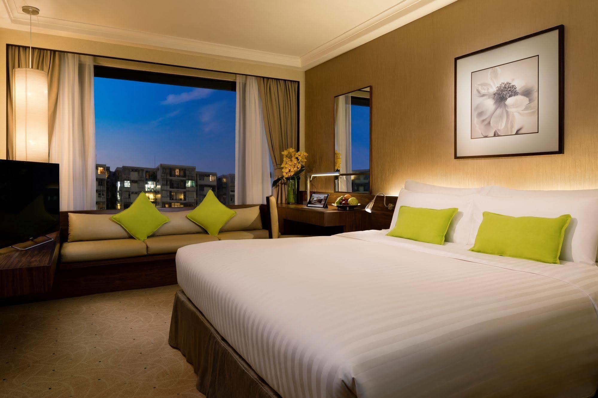 Khách sạn Garden 4*