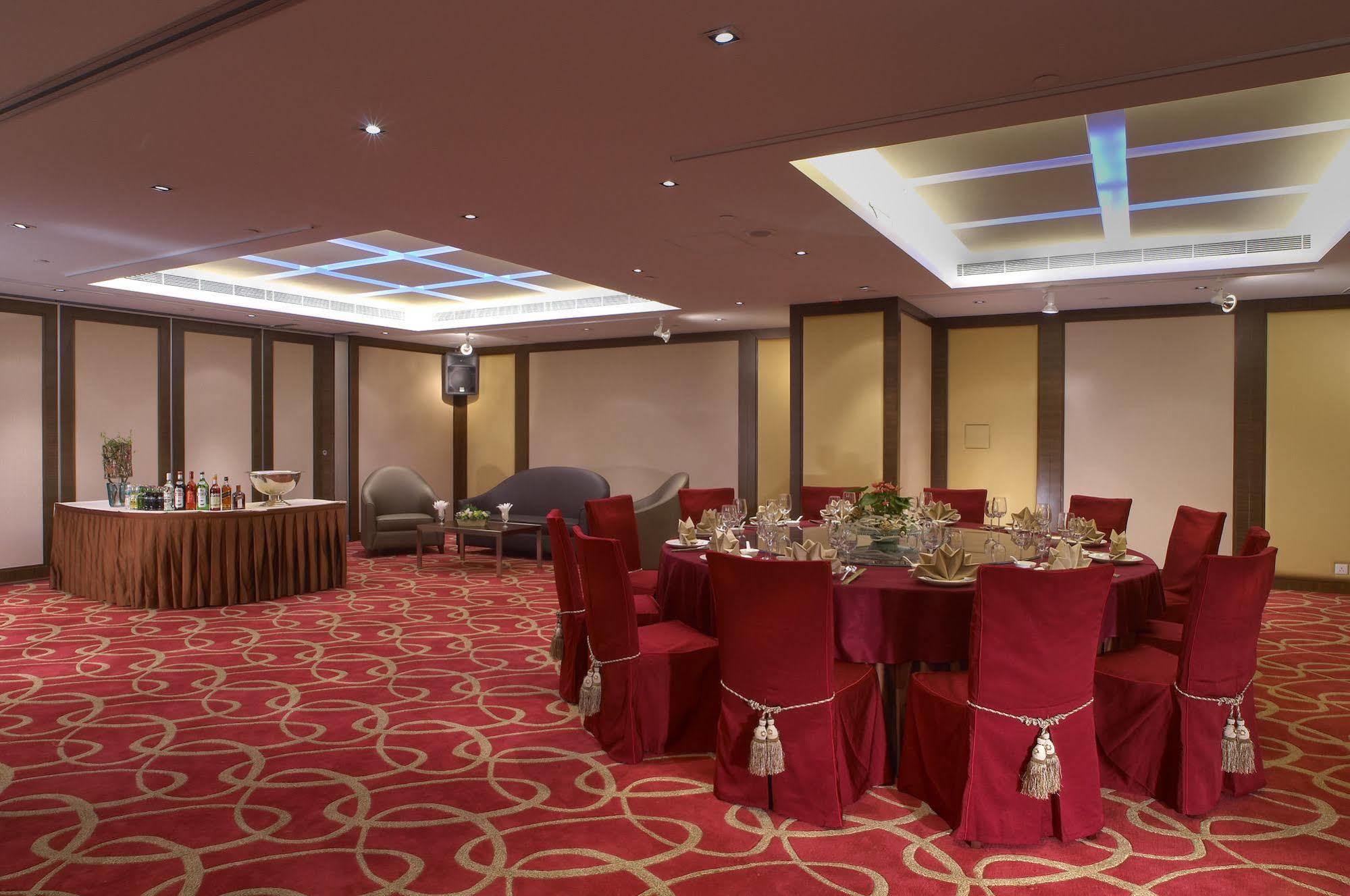 Hotel Metropark Kowloon 4*