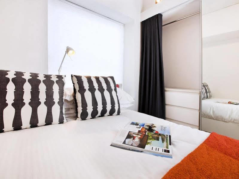 Ovolo West Kowloon Hotel 4*