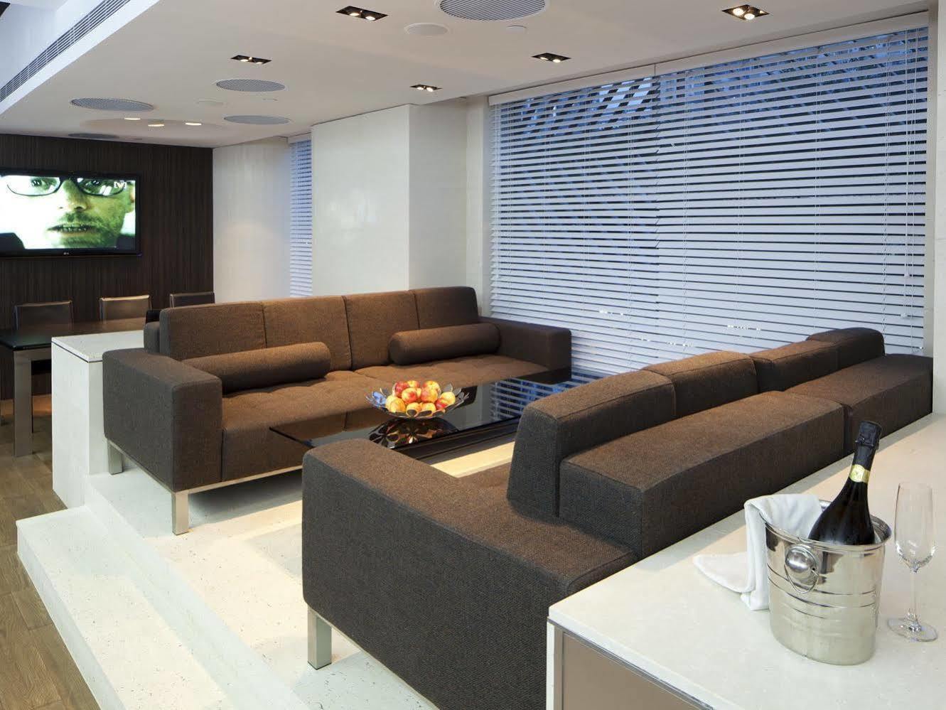 Ovolo West Kowloon Hong Kong