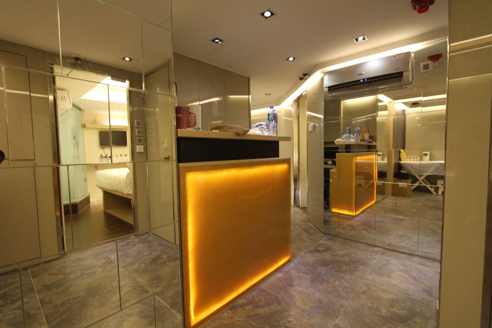 Oxford - Premium Limited Guest house Hong Kong