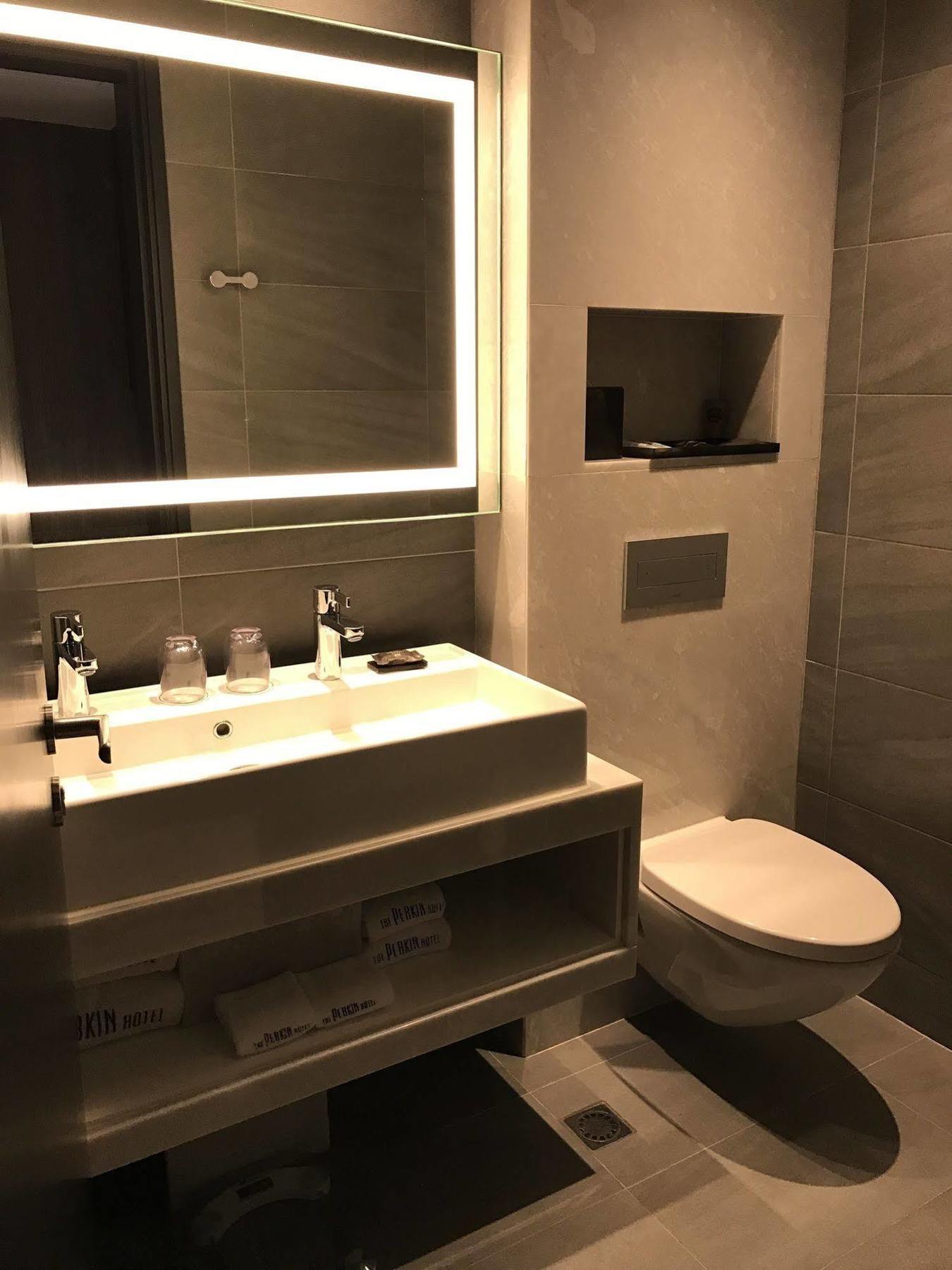 Hotel The Perkin 4*