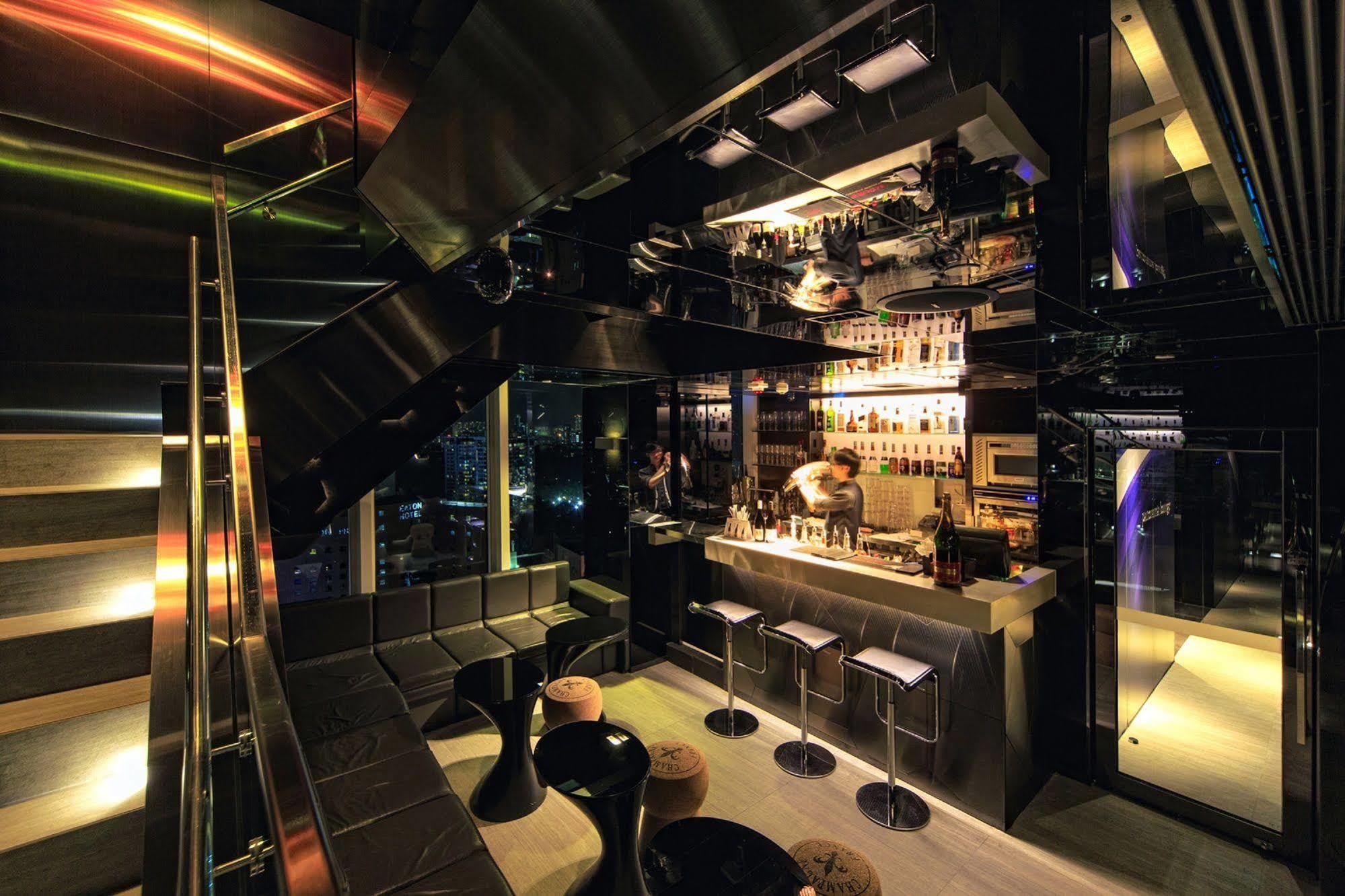 Madera Hotel Hong Kong
