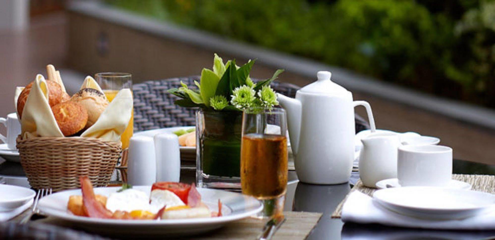 Dorsett Kwun Tong, Hotel
