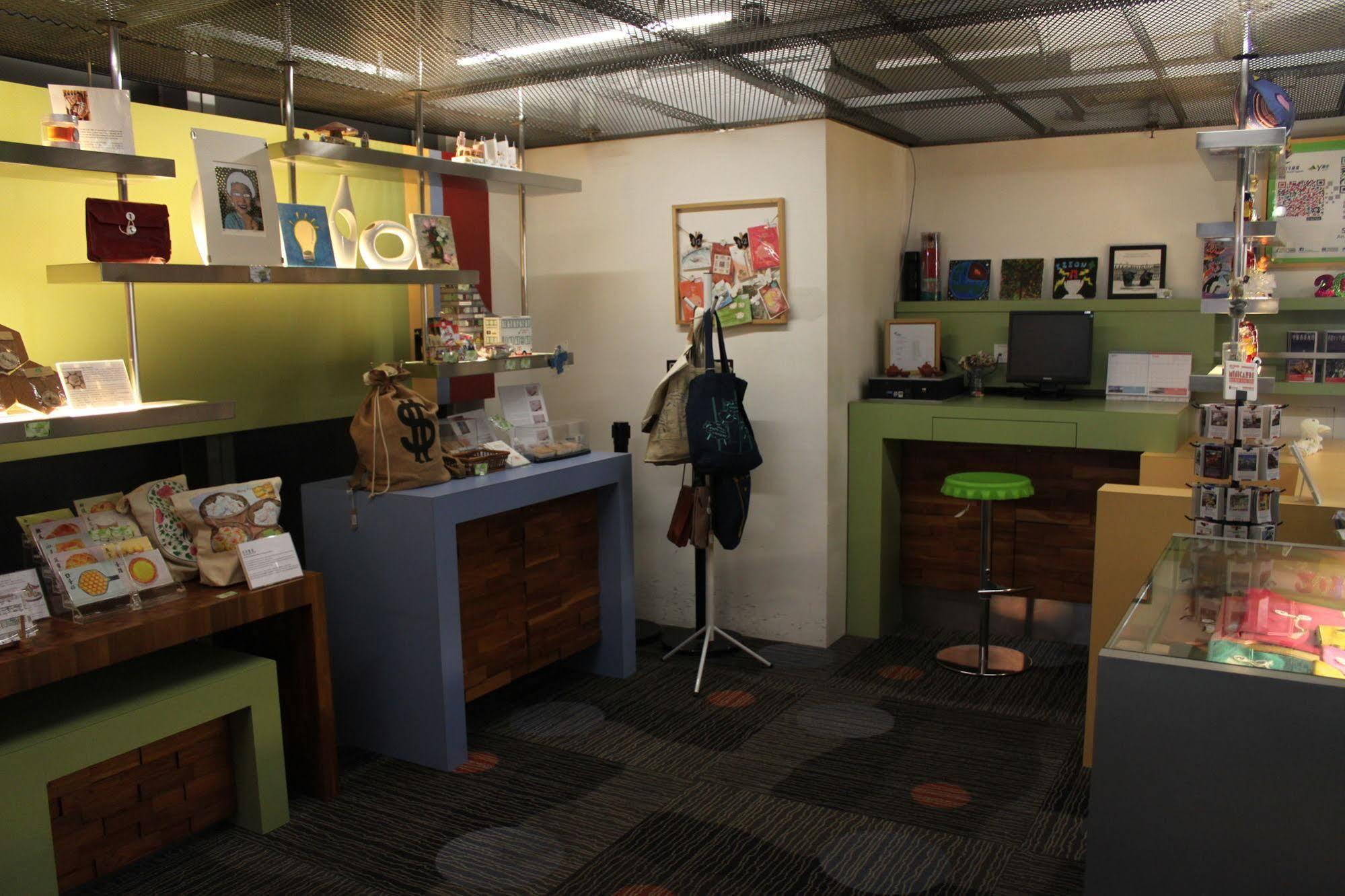 Y Loft Hotel