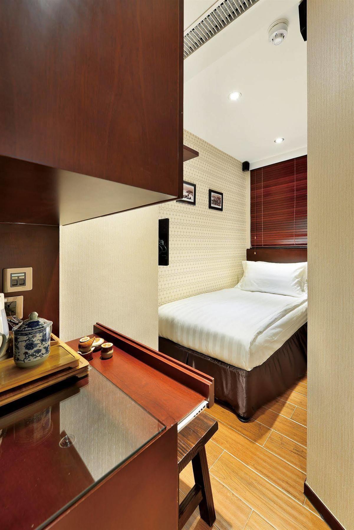The Shai Red - Formerly Mingle In The Shai Hong Kong