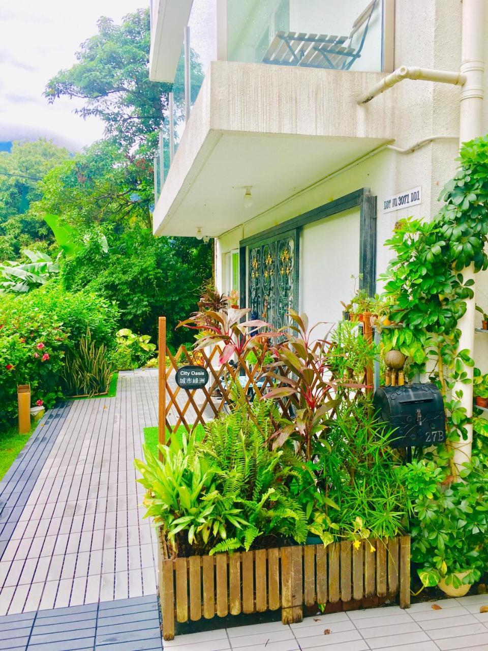 Oasis Country house