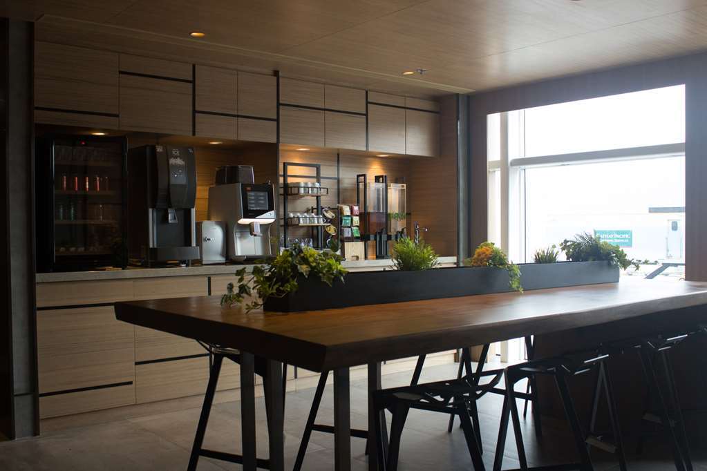 Transit Resting Lounge Hotel