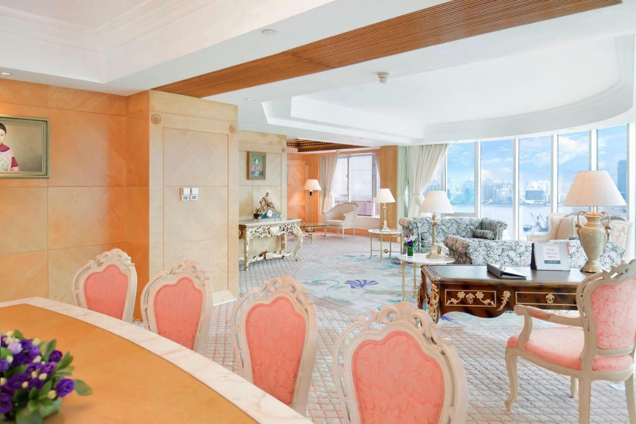 Regal 5*