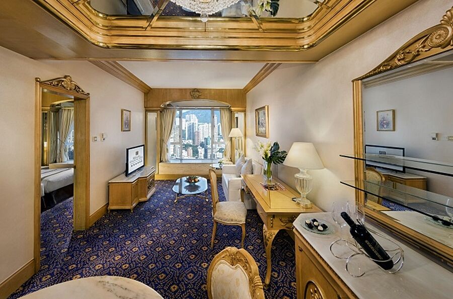Regal Hotel 5*