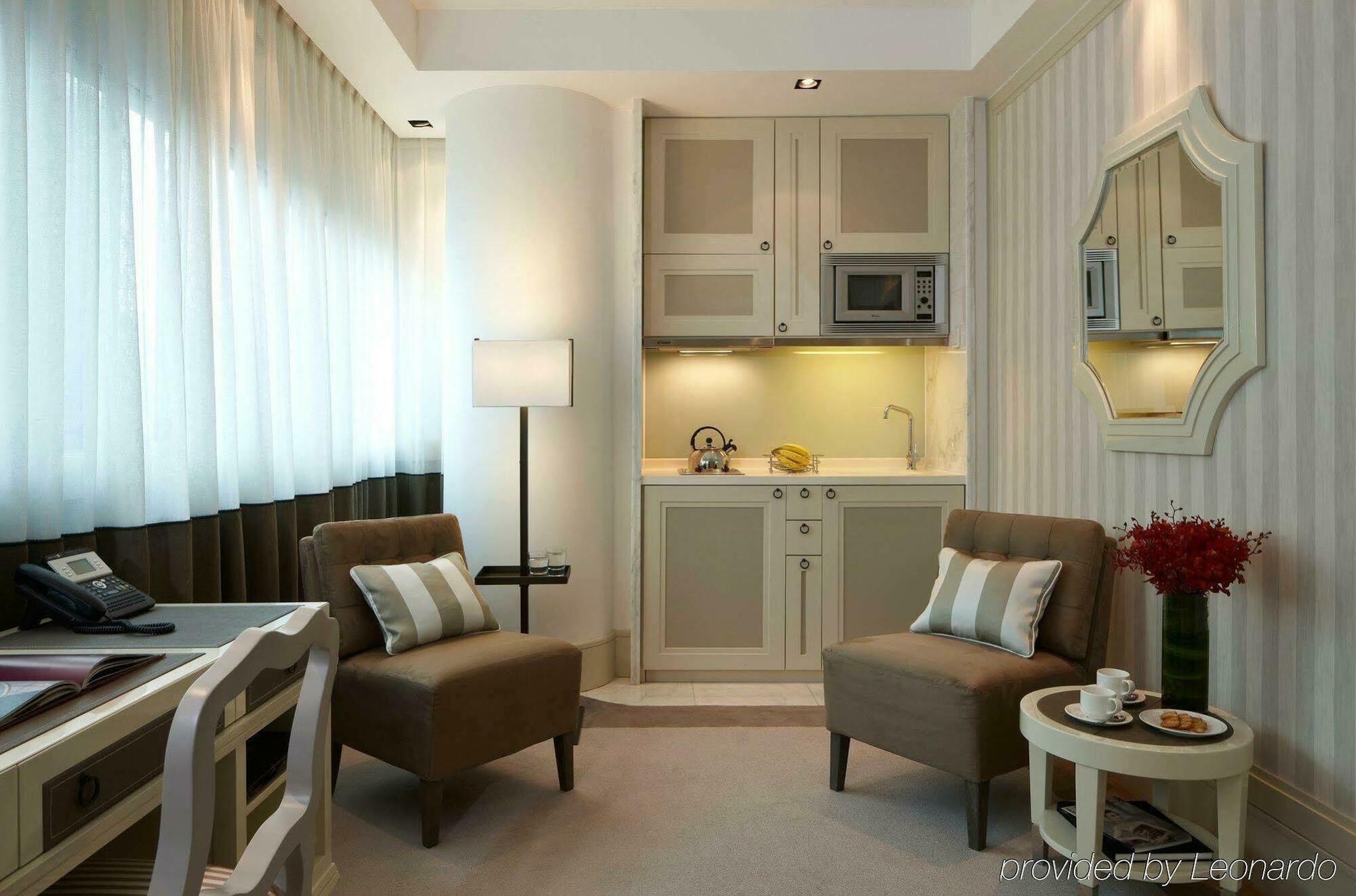 Hotel Lanson Place Causeway Bay, Hong Kong