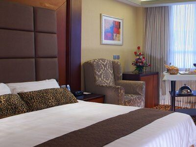 Metropark Kowloon 4*