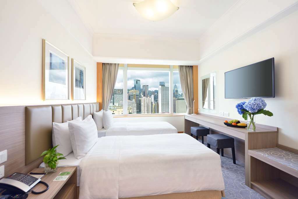 Metropark Causeway Bay 4*
