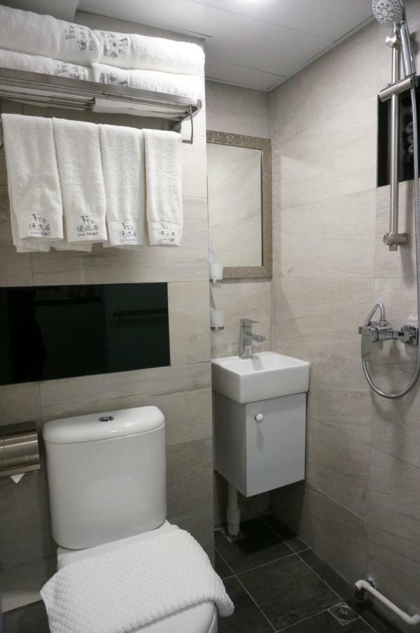Vve Vve Guest house Hong Kong