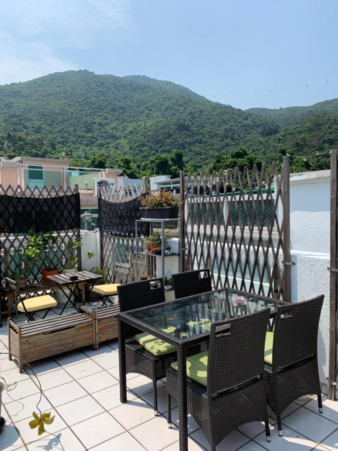 Oasis * Hong Kong