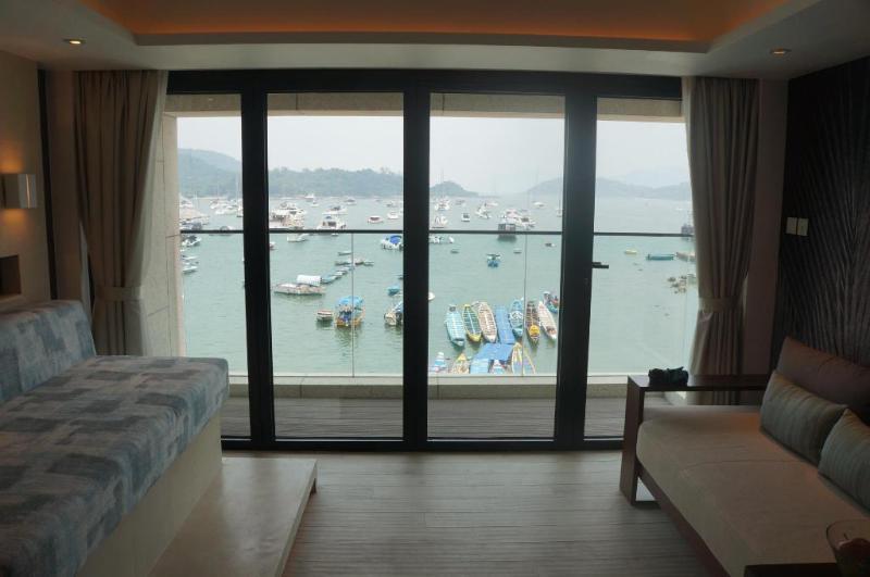 The Pier 4* Hong Kong