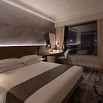 Harbour Plaza Metropolis