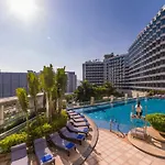 Harbour Plaza Metropolis