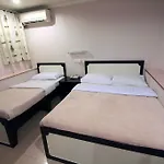 City Econo Guest House