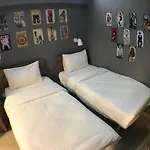 Tong Luo Wan Hostel