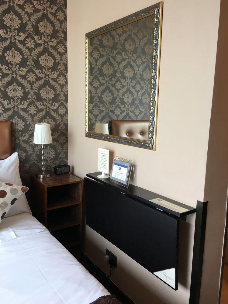 Ramada Harbour View 4* Hong Kong