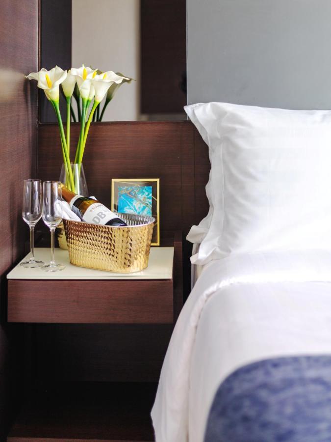 Hotel Harbour Plaza 8 Degrees 4*