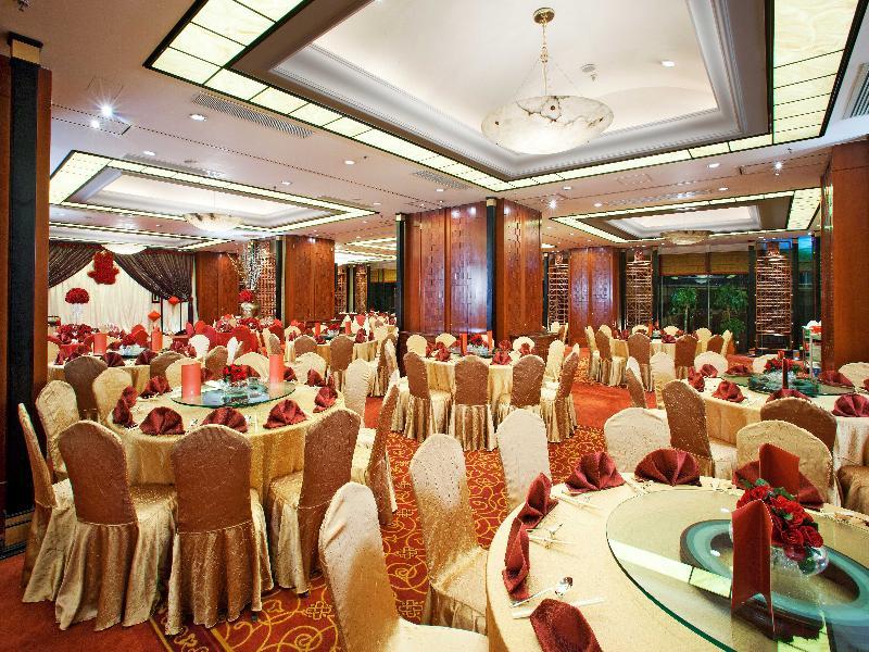 Harbour Plaza North Point Hotel 4*