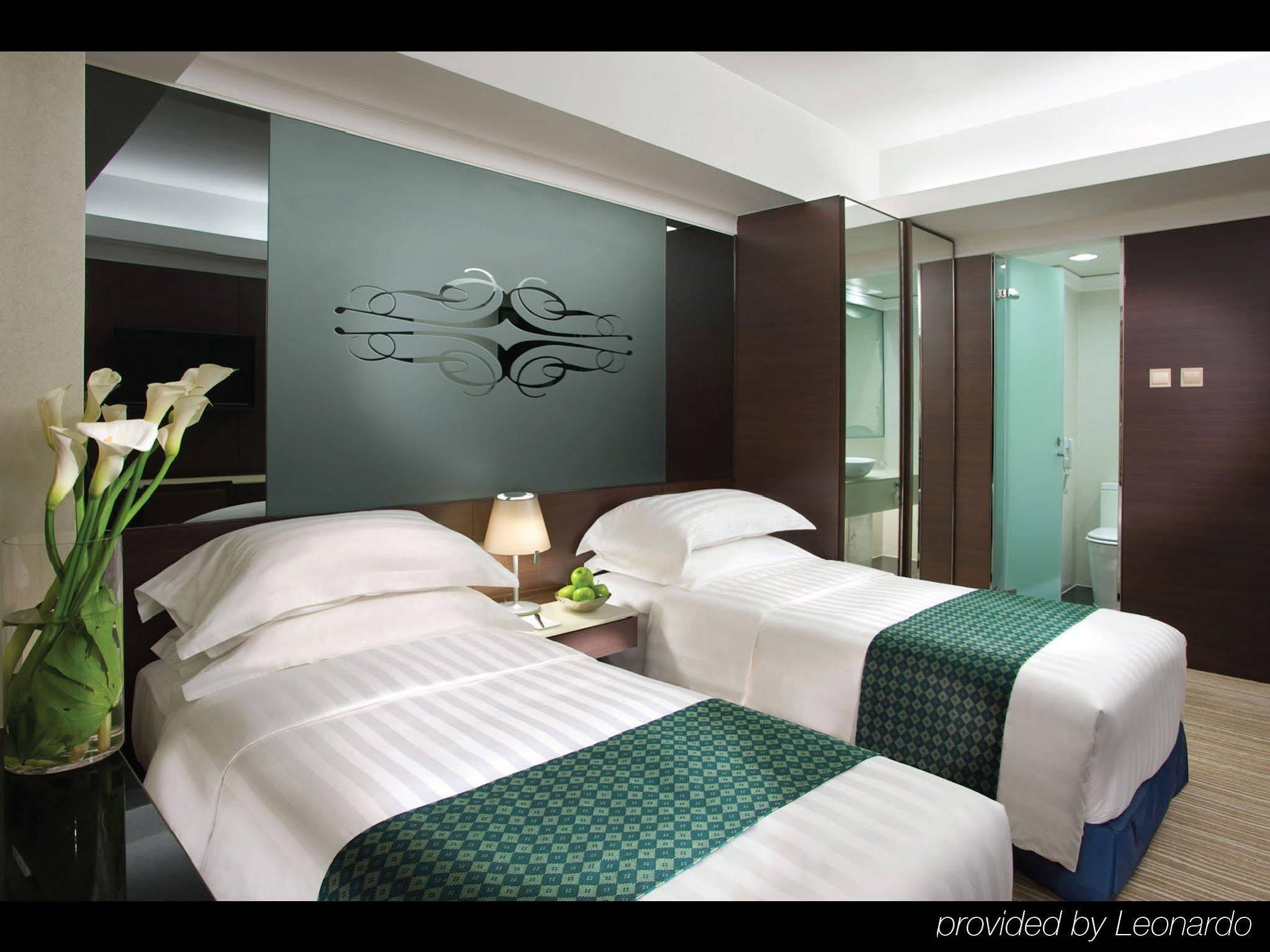 Hotel Harbour Plaza 8 Degrees