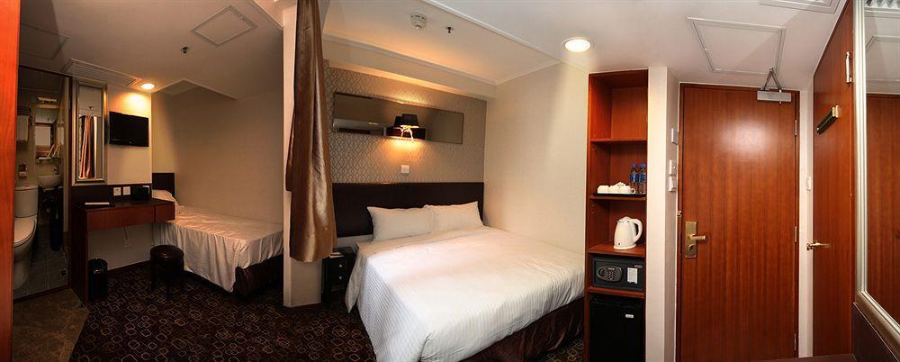 Lander Edward Hotel
