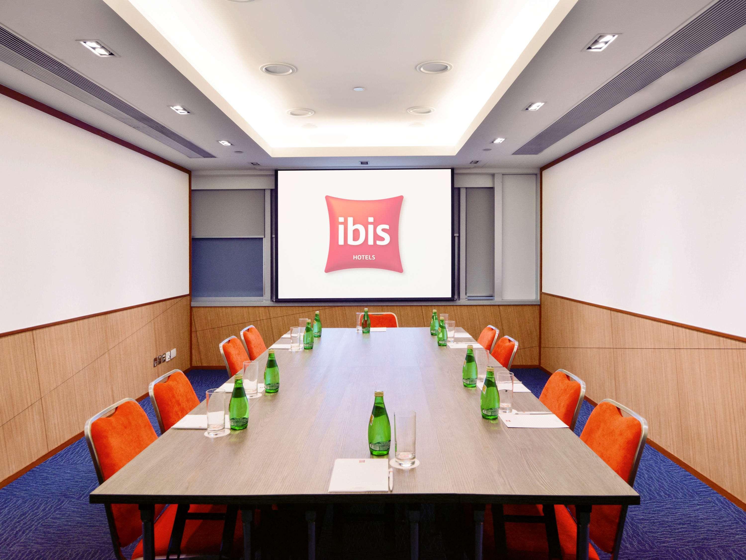 Ibis North Point Hotel