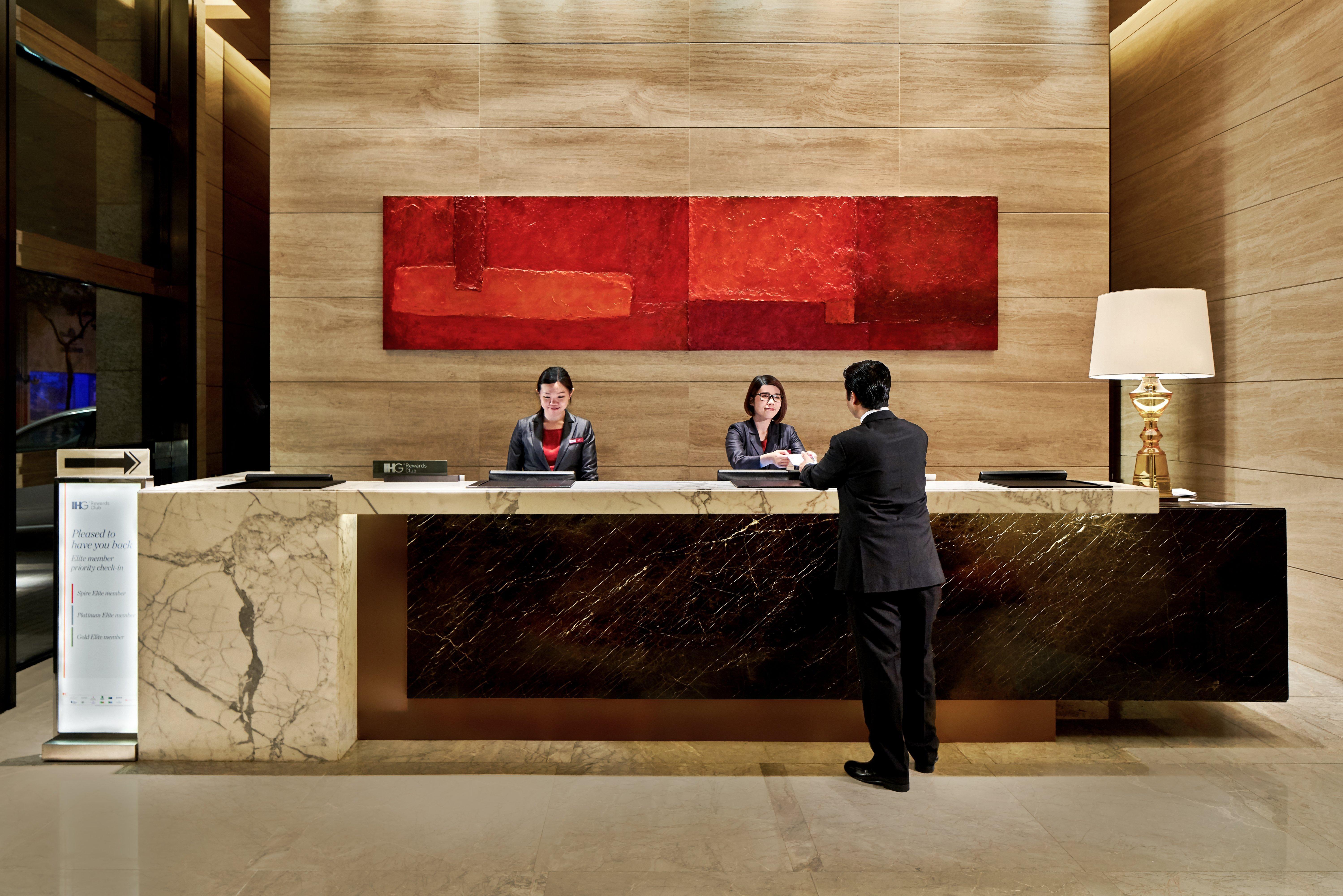 Crowne Plaza Causeway Bay By Ihg Hotel 5*