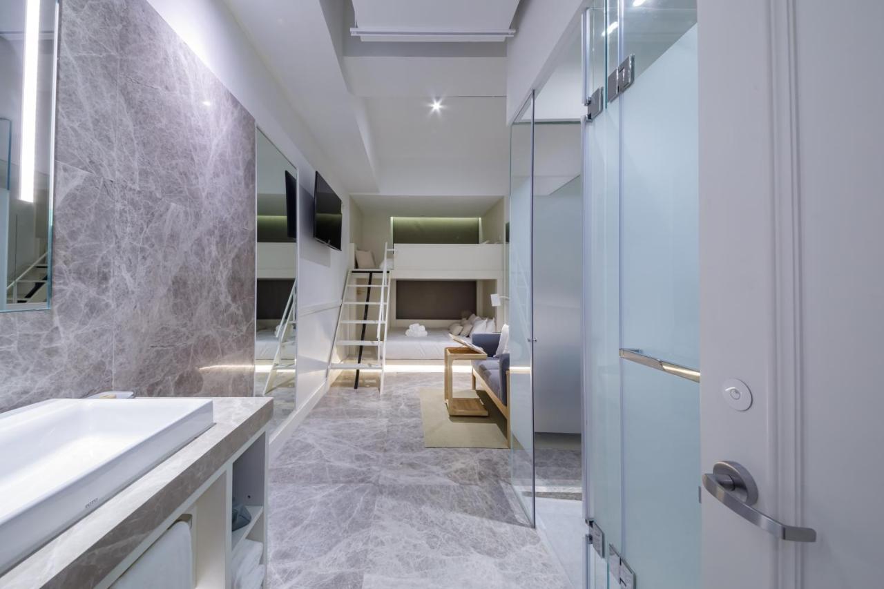 Charterhouse Causeway Bay Hotel 3*