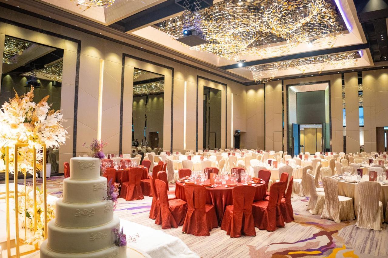 Crowne Plaza Kowloon East By Ihg Hong Kong