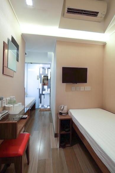 Shanghai Red 3* Hong Kong
