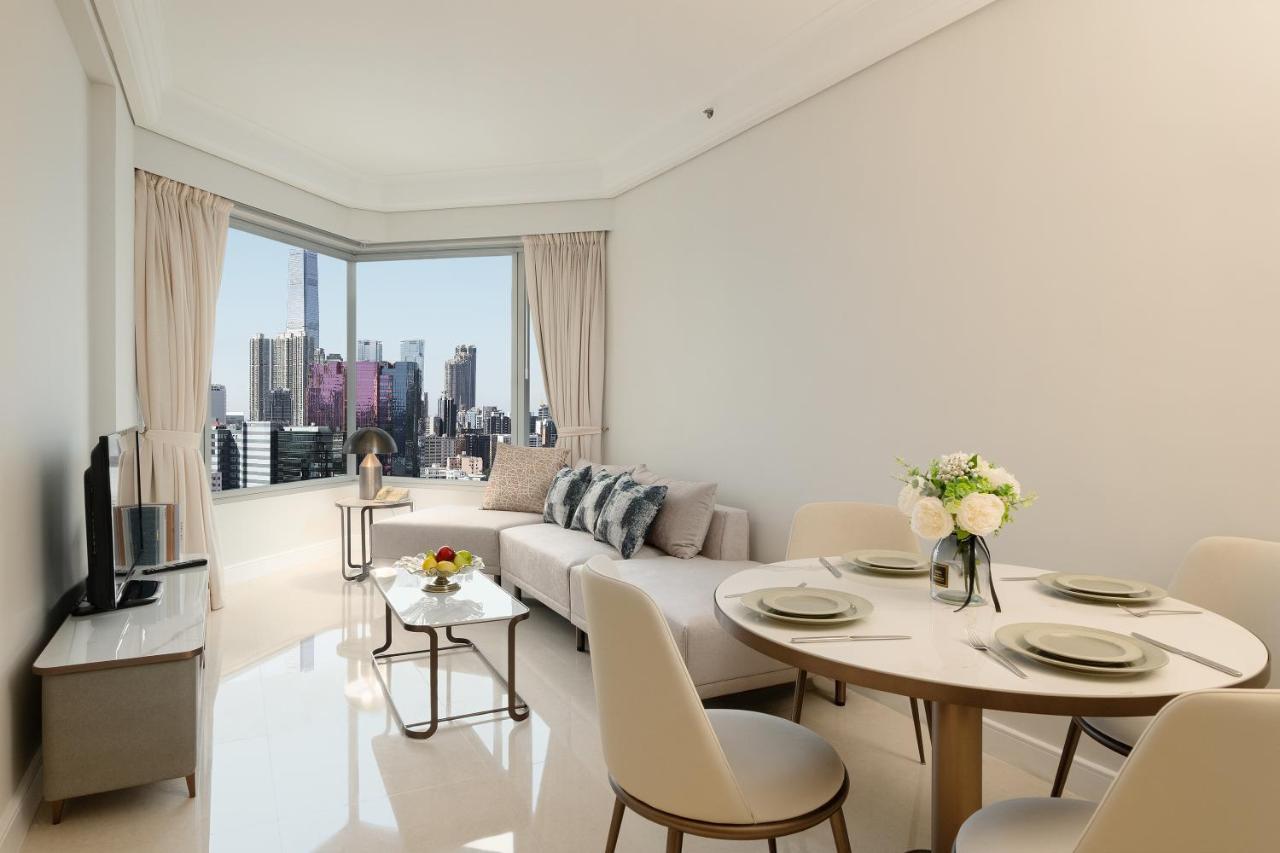 Hotel Harbour Plaza Metropolis 4*