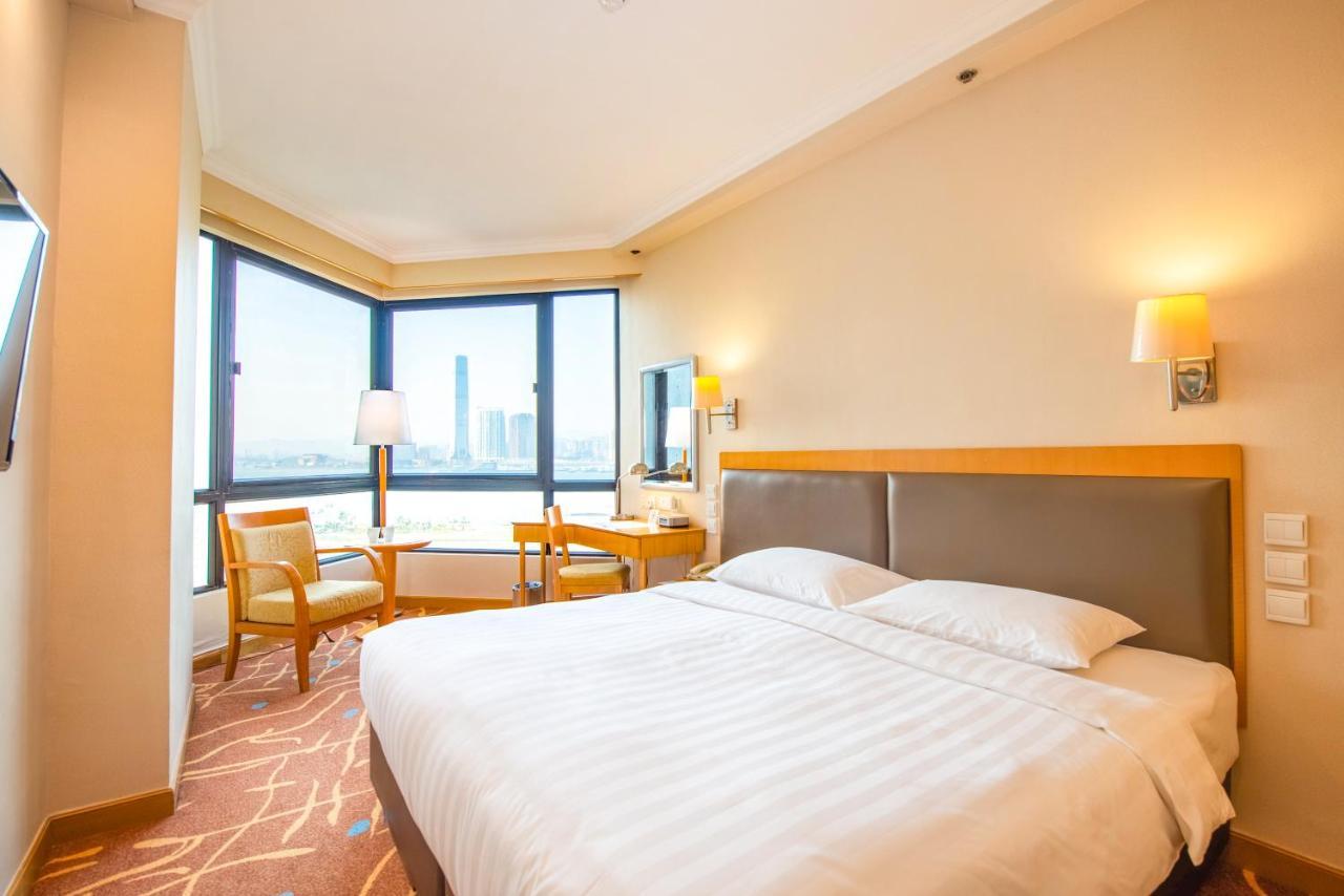 The Harbourview - Chinese Ymca Of Hotel 4*
