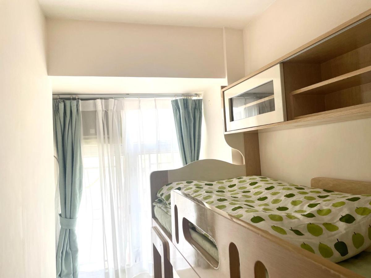 Apartment Mk高雅公寓2房1厅一卫4 To 6人油麻地地鐵口一分鐘 香港主街道彌敦道正街 *