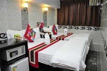 Pearl - 10th Floor Hotel 2*
