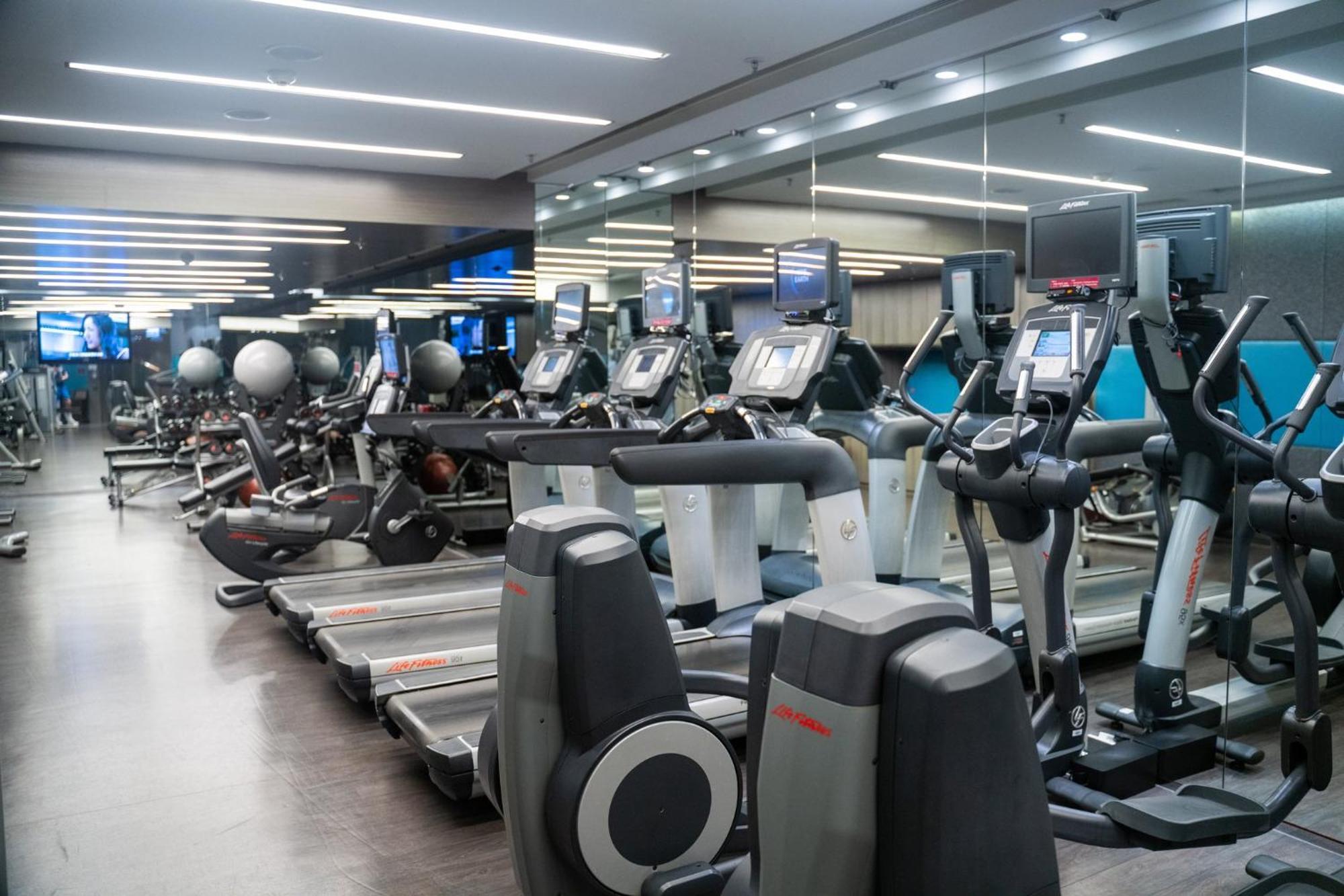 Crowne Plaza Kowloon East By Ihg Hotel Hong Kong