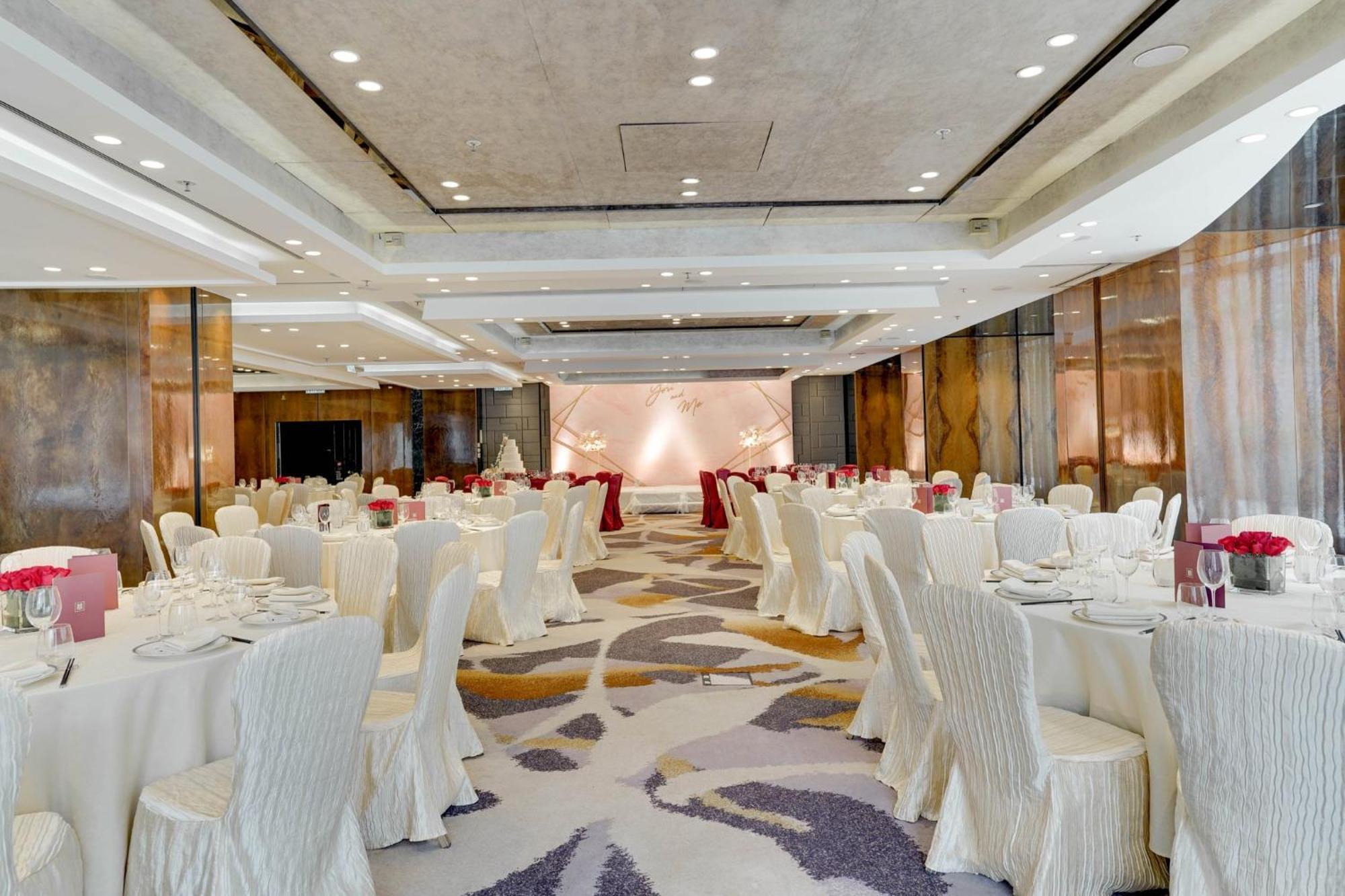 Crowne Plaza Kowloon East By Ihg Hotel